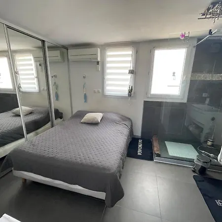 Modern And Luxurious Two Bedroom * Агд